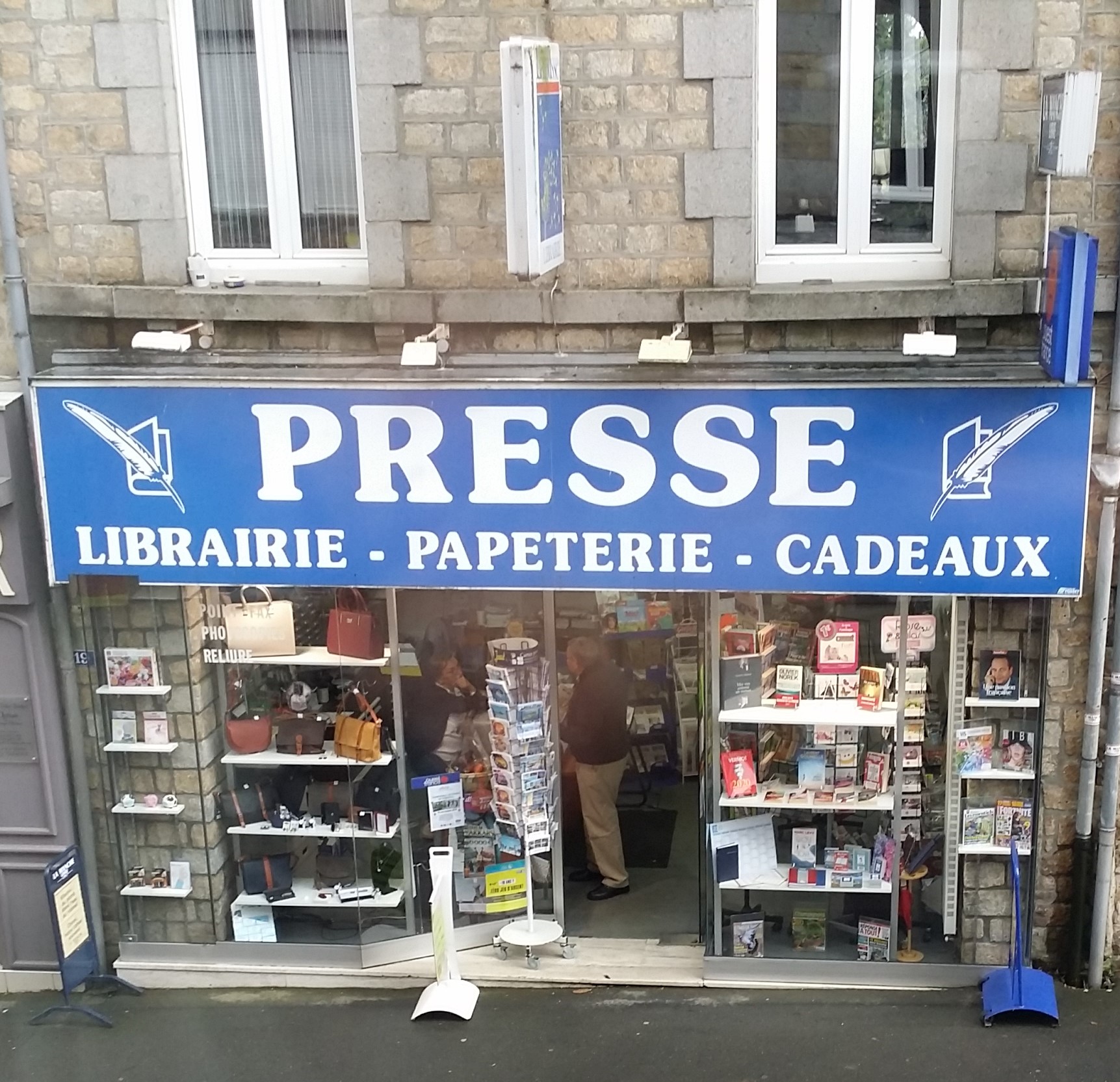 facade_maison_presse_papeterie_jeux